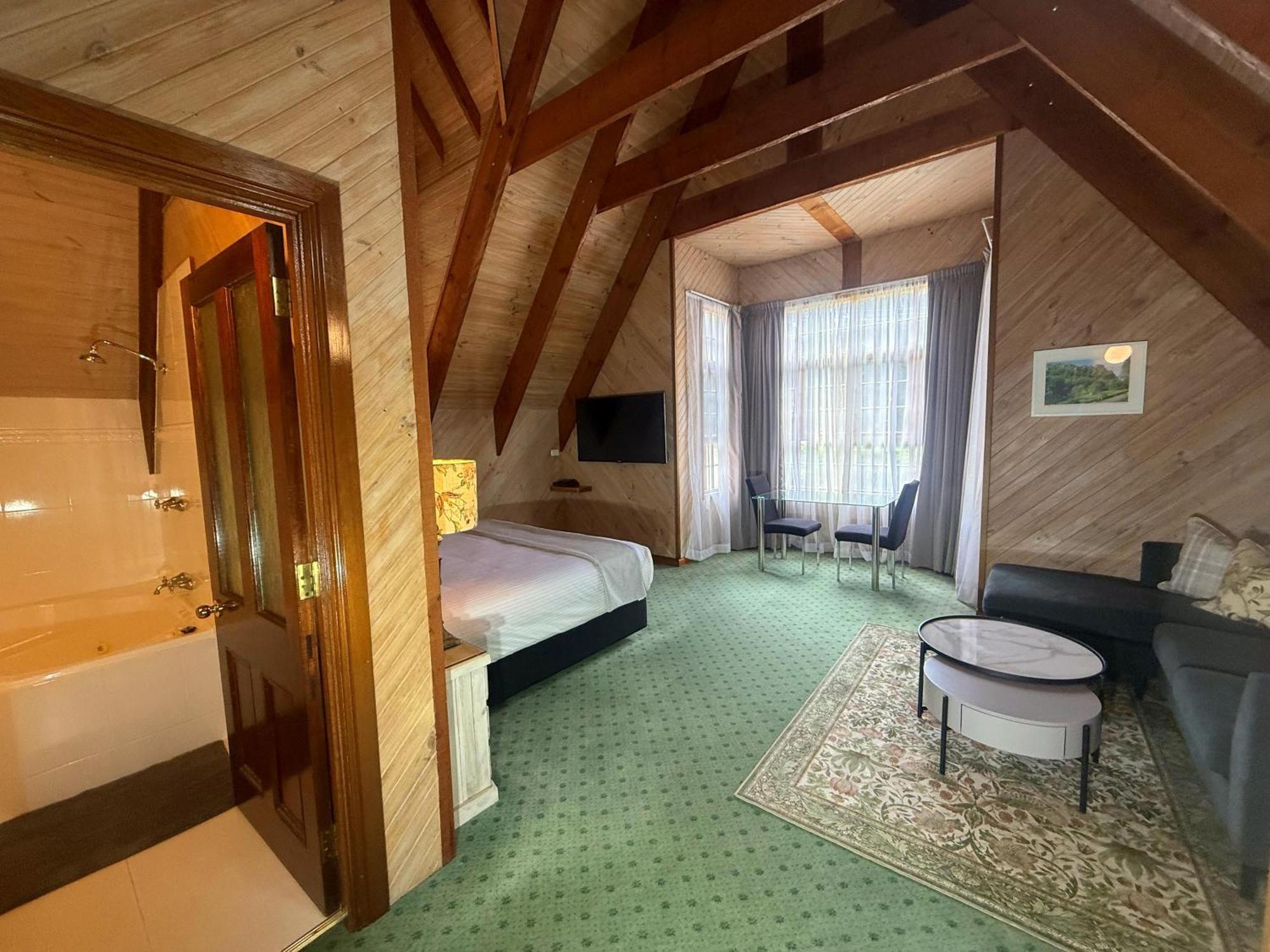 Hotel Mt Tamborine Stonehaven Manor à Gold Coast Extérieur photo